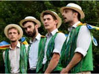 Cycling Shakespeare troupe The HandleBards bring free theatre to Nottingham